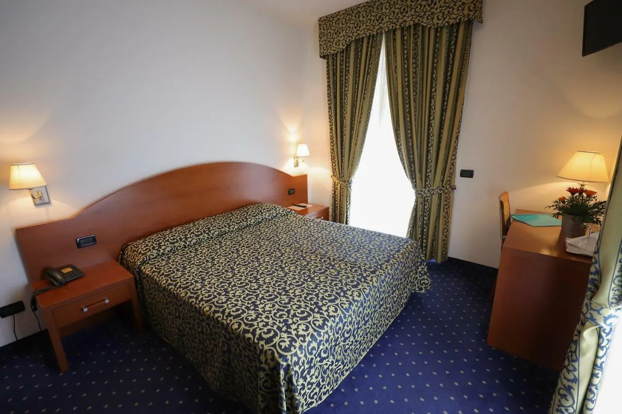 Hotel da Roberto Lazise