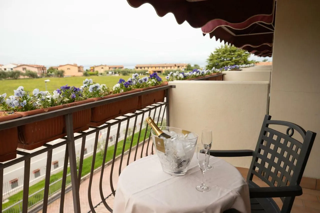 Hotel da Roberto Lazise 3*,  Italië