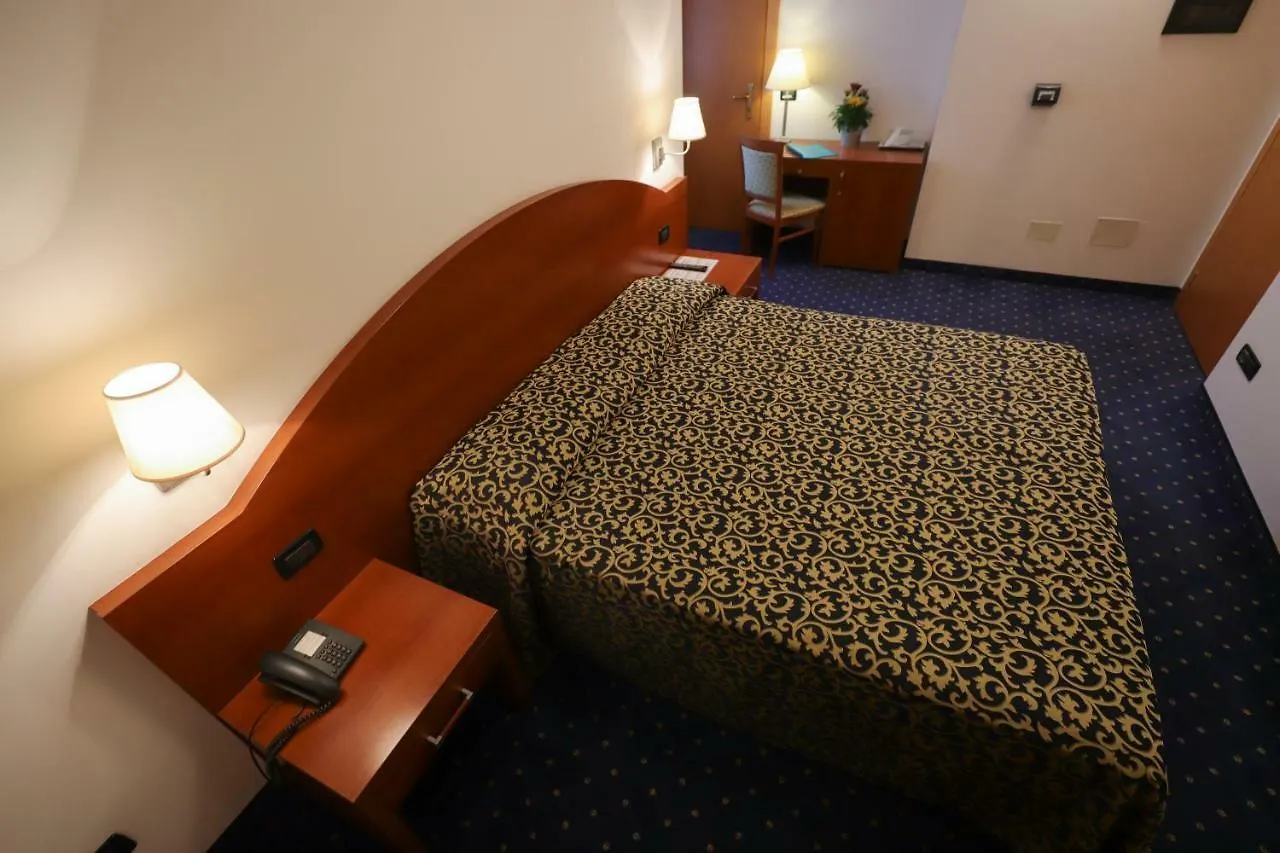 Hotel Da Roberto Lazise