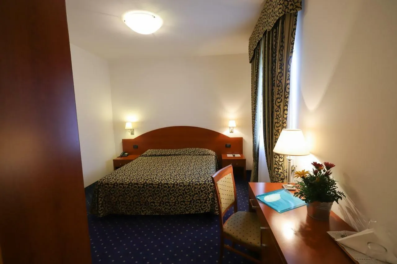 Hotel Da Roberto Lazise