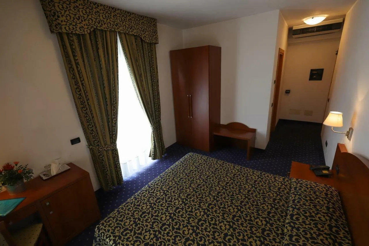 Hotel Da Roberto Lazise