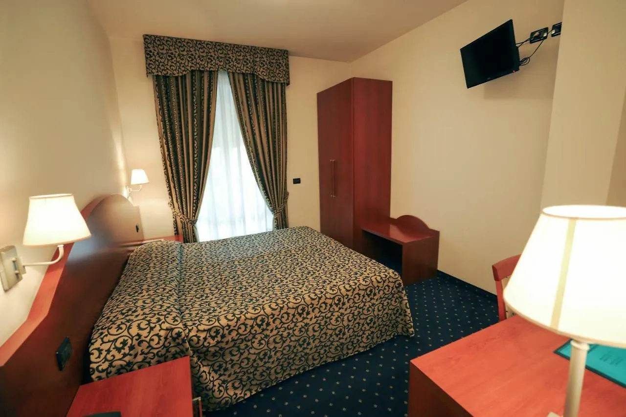 ***  Hotel Da Roberto Lazise Itália